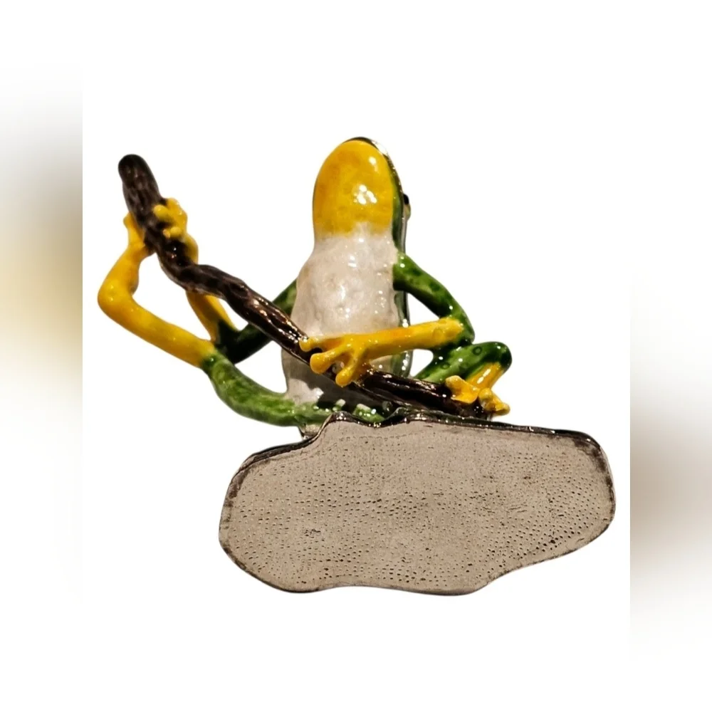Tree Frog Enameled Pewter Trinket/Jewelry Box Hand-painted/Austrain Crystals